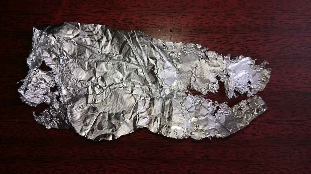 6 Vozdeistvie ultrazvukovoi kavitatsii na folgu JPG